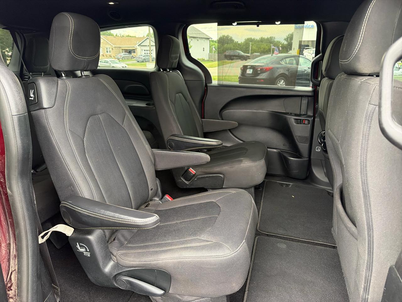 Chrysler Pacifica Touring Plus 2019