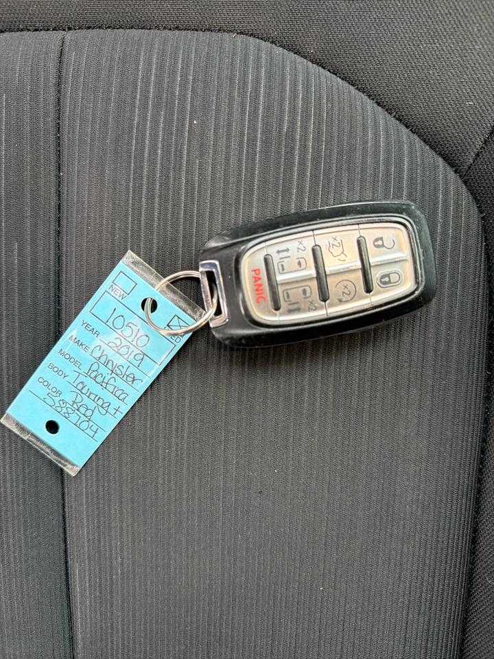 Chrysler Pacifica Touring Plus 2019