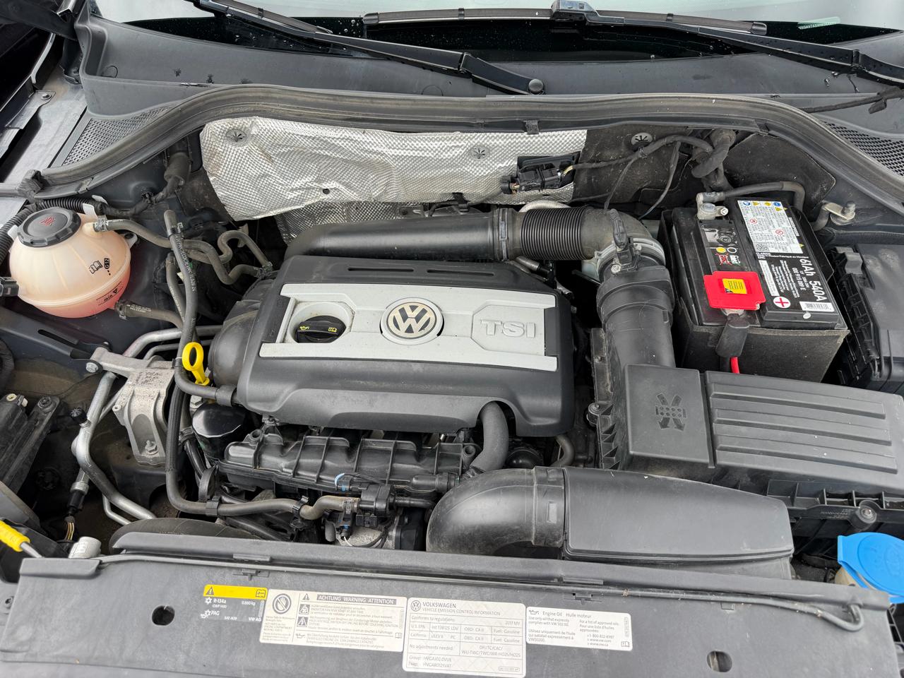 Volkswagen Tiguan S 2017
