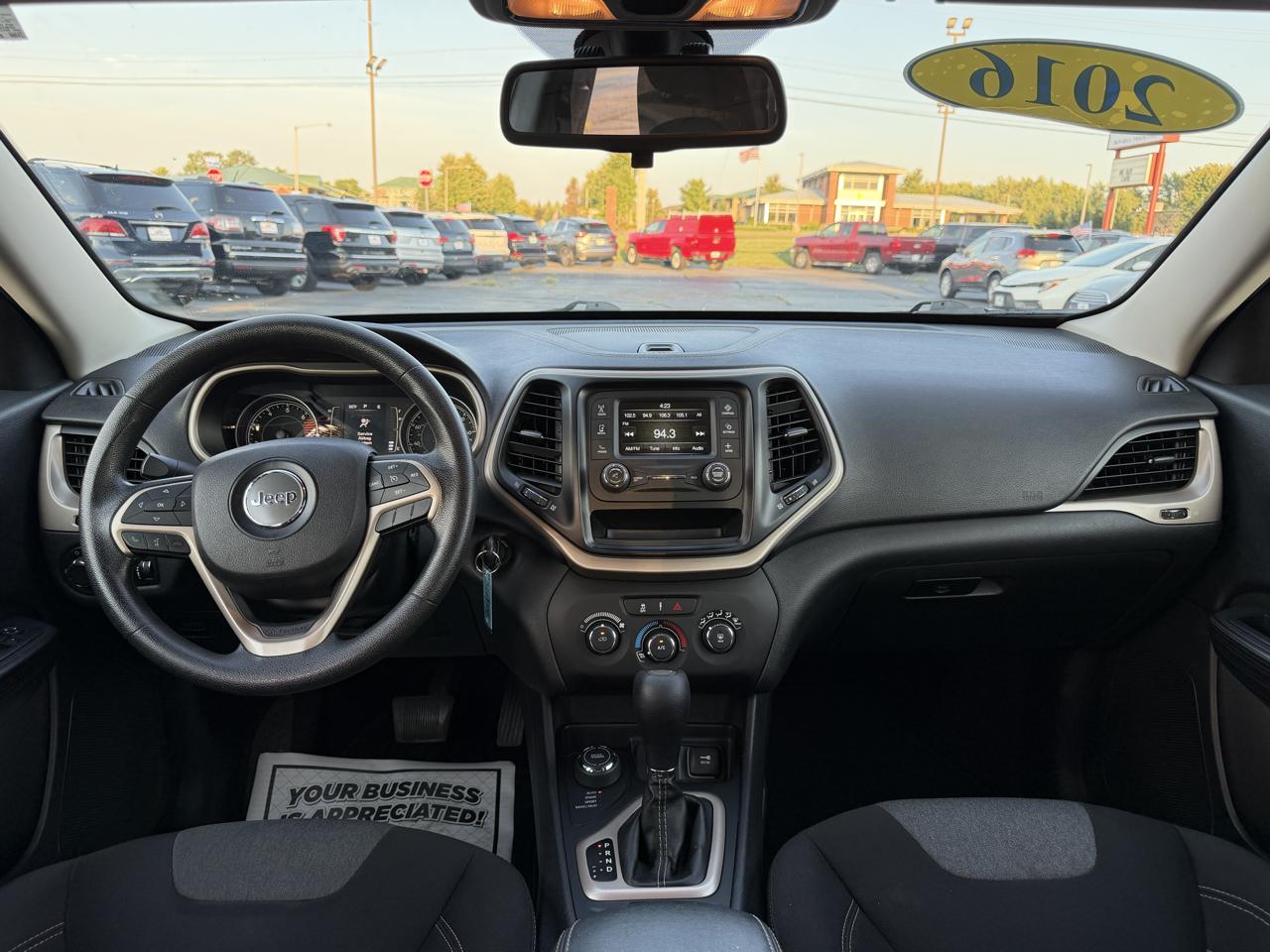 Jeep Cherokee Sport 4WD 2016