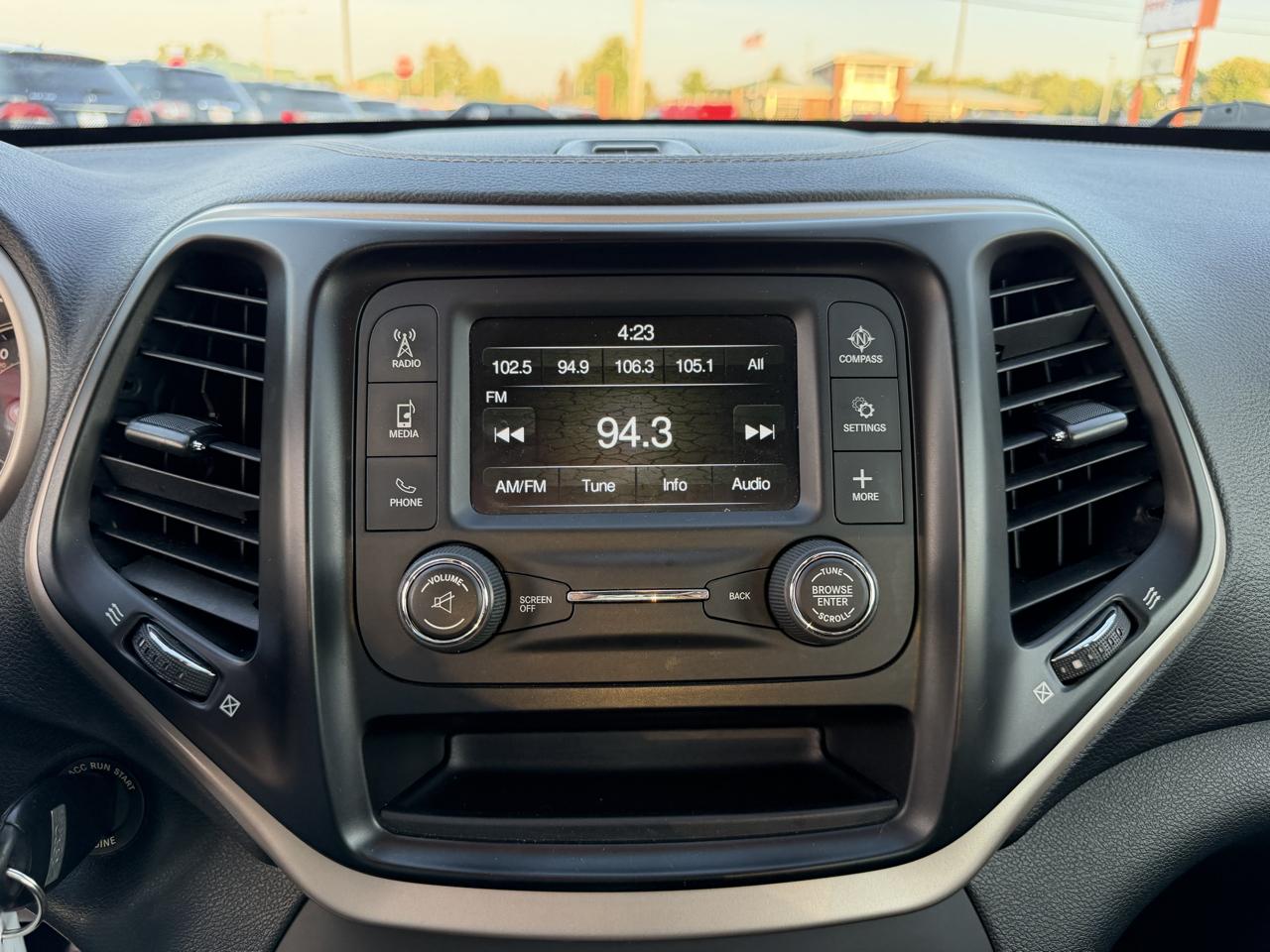 Jeep Cherokee Sport 4WD 2016