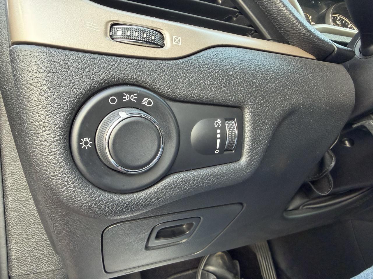 Jeep Cherokee Sport 4WD 2016