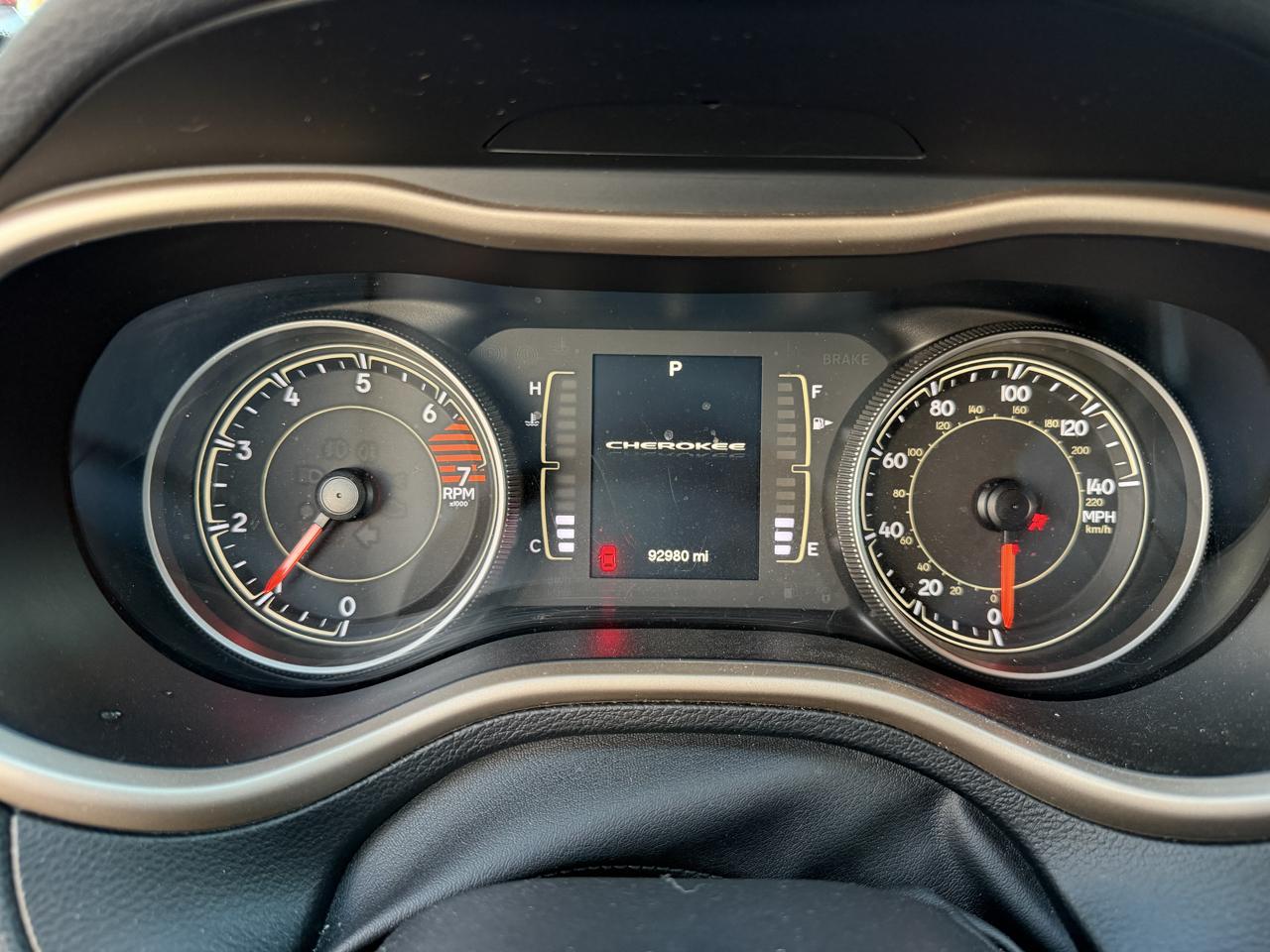 Jeep Cherokee Sport 4WD 2016