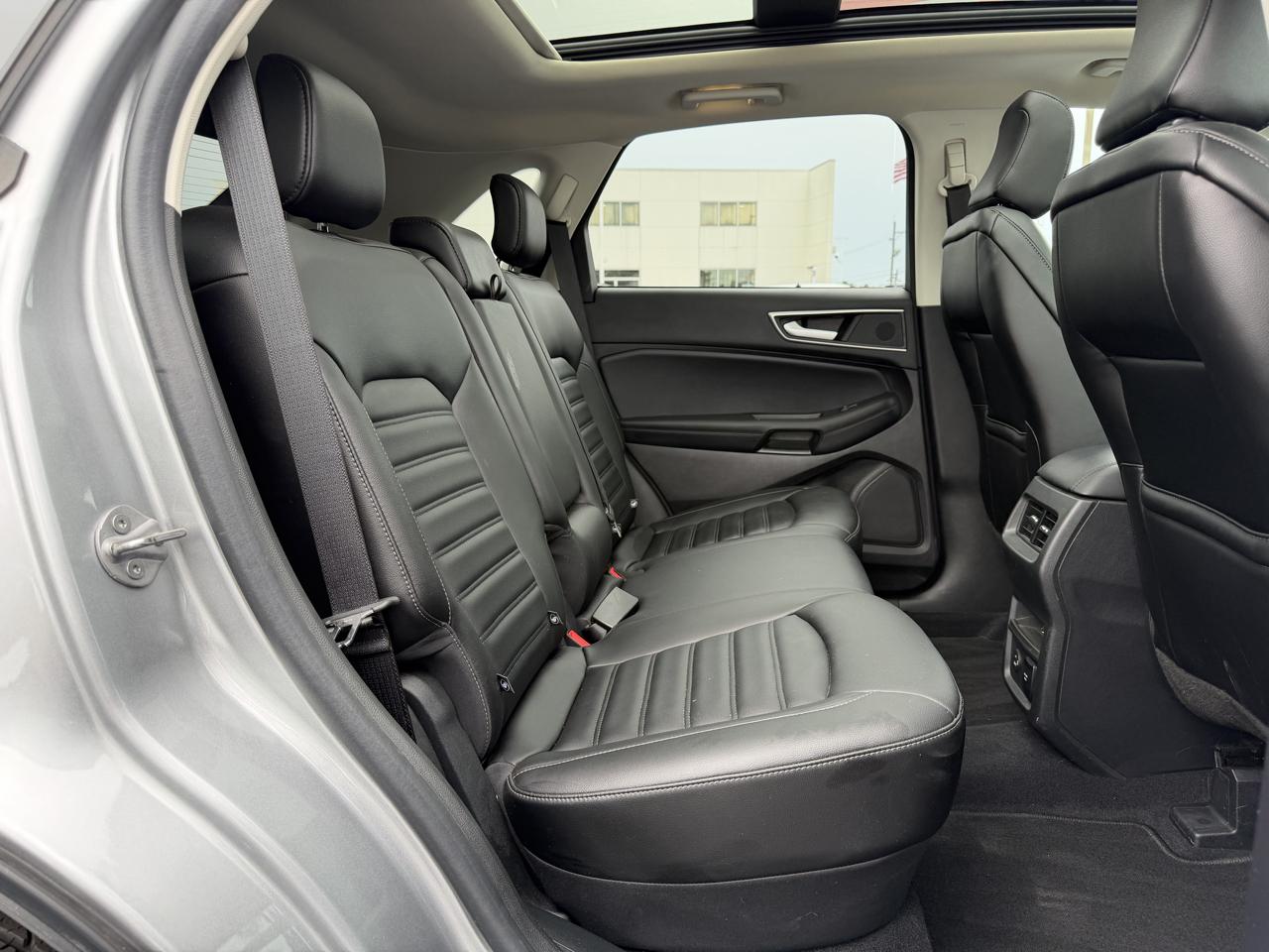 Ford Edge SEL FWD 2021