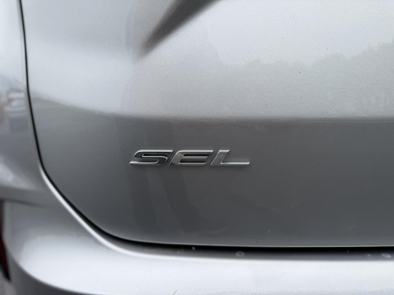 Ford Edge SEL FWD 2021