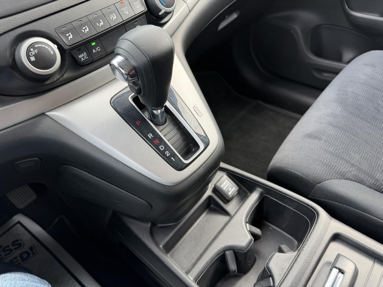 Honda CR-V LX 4WD 5-Speed AT 2013