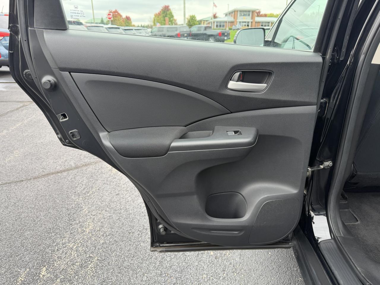 Honda CR-V LX 4WD 5-Speed AT 2013
