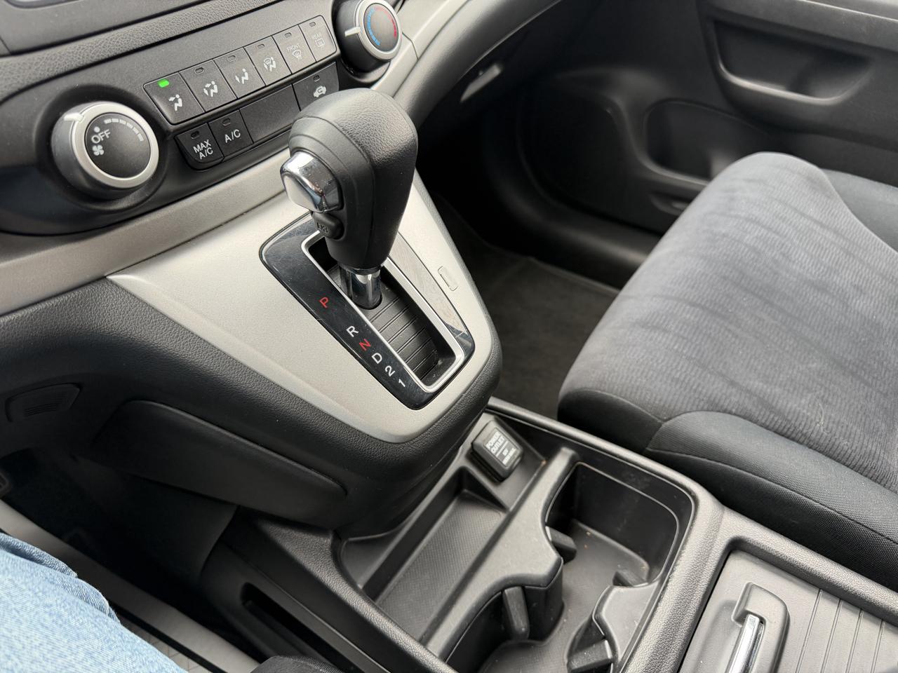 Honda CR-V LX 4WD 5-Speed AT 2013
