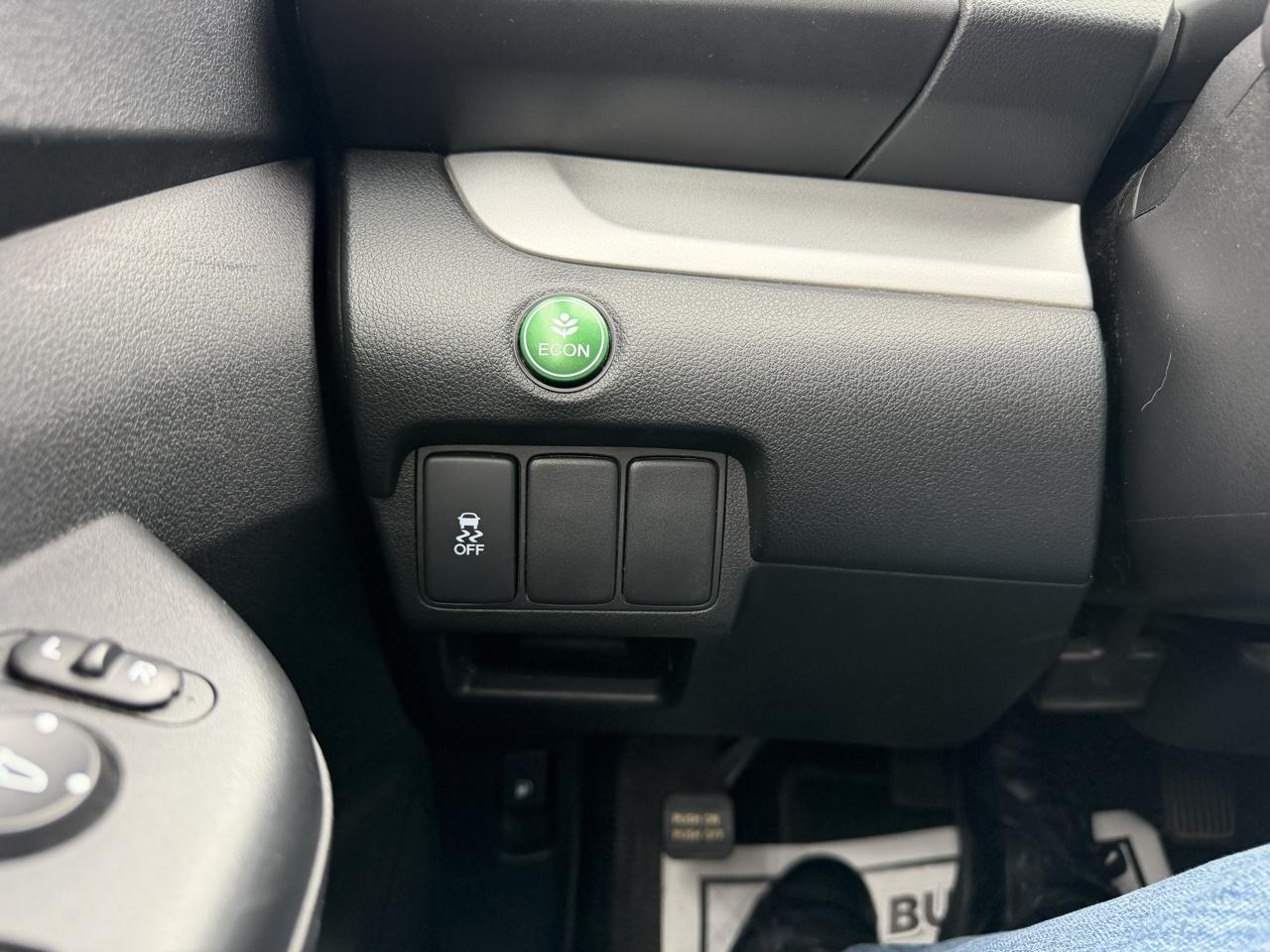 Honda CR-V LX 4WD 5-Speed AT 2013