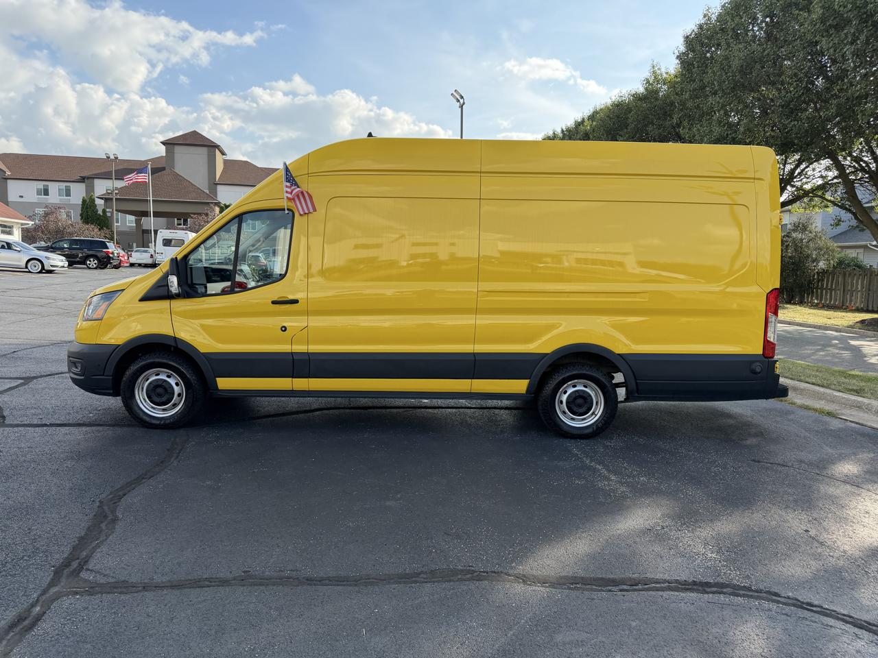 Ford Transit 250 Van High Roof w/Sliding Pass. 148-in. WB EL 2021
