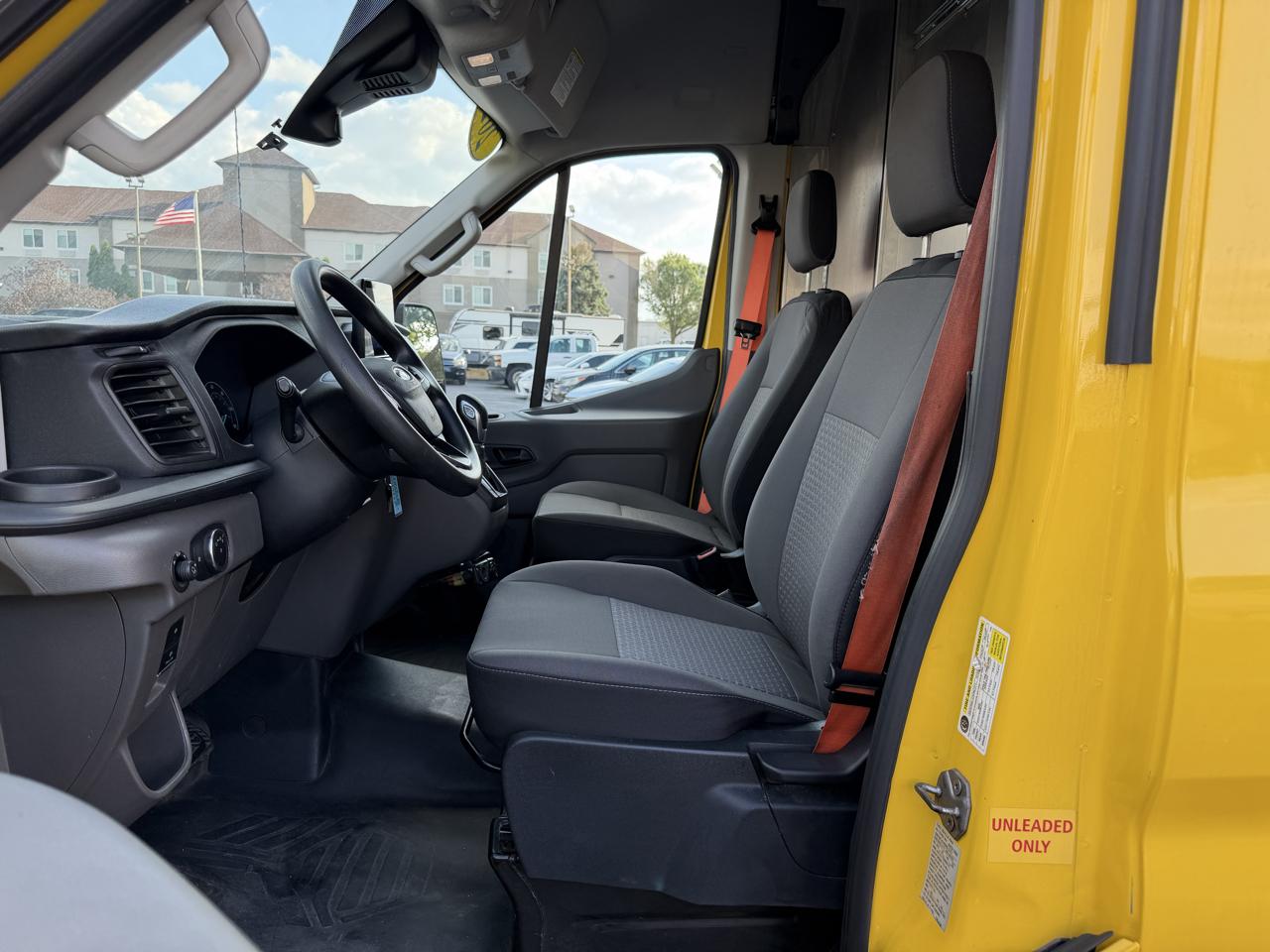 Ford Transit 250 Van High Roof w/Sliding Pass. 148-in. WB EL 2021