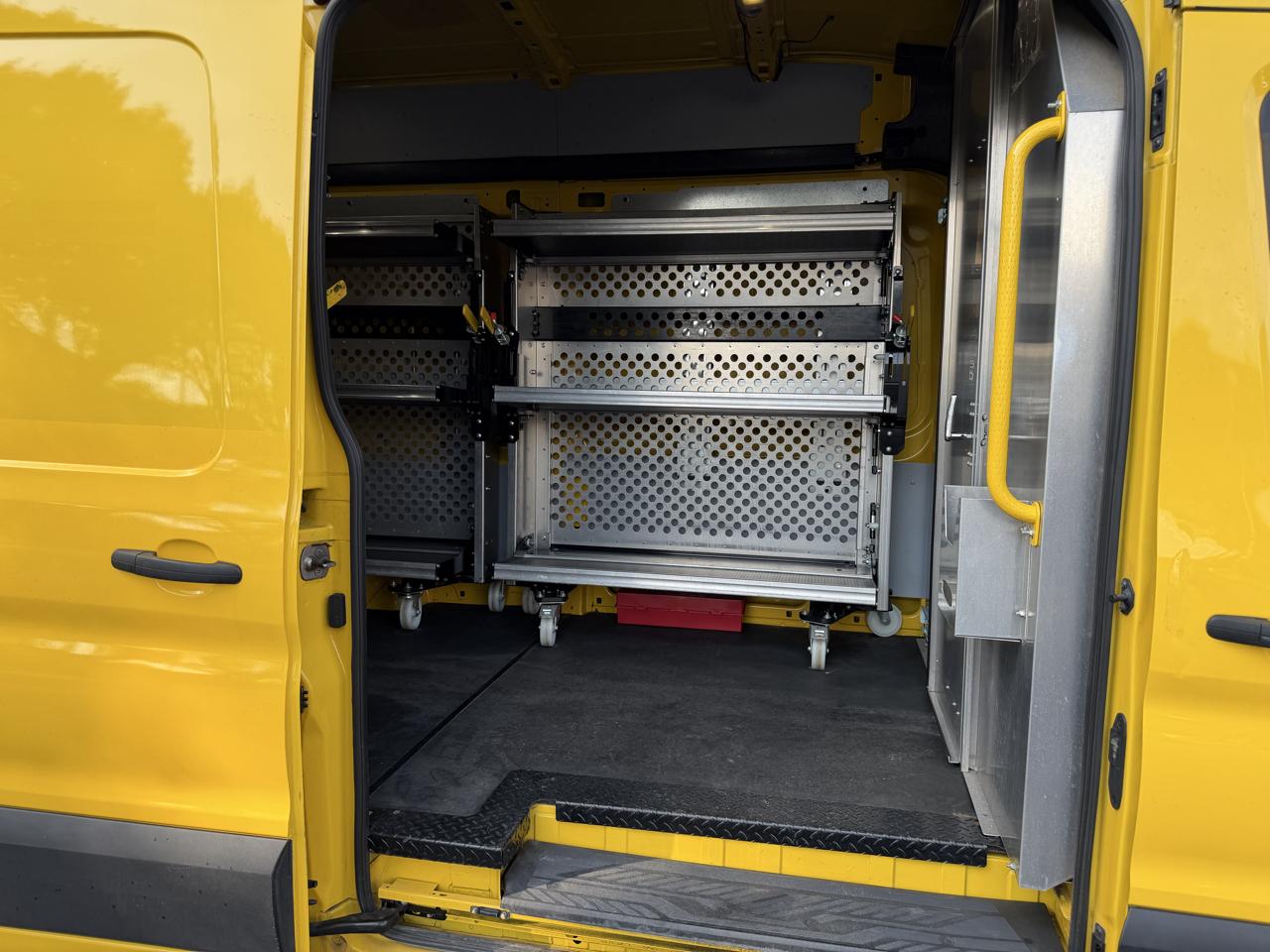 Ford Transit 250 Van High Roof w/Sliding Pass. 148-in. WB EL 2021