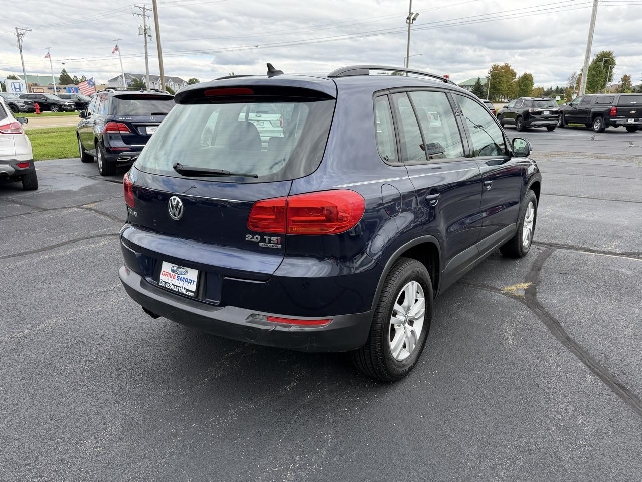 Volkswagen Tiguan S 4Motion 2015