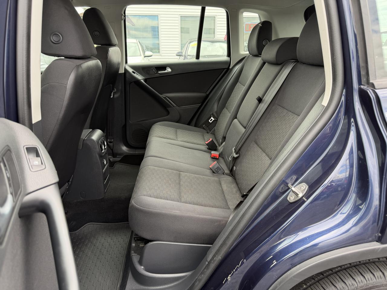 Volkswagen Tiguan S 4Motion 2015
