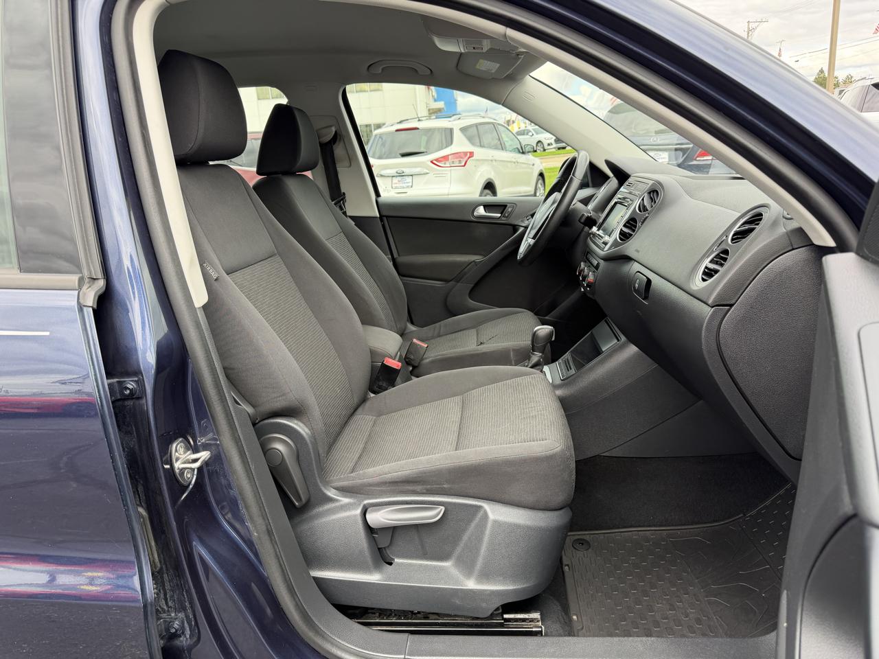 Volkswagen Tiguan S 4Motion 2015