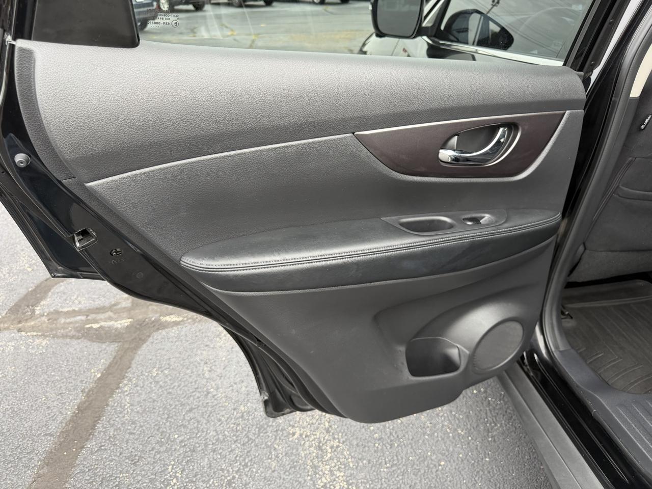 Nissan Rogue SV AWD 2015