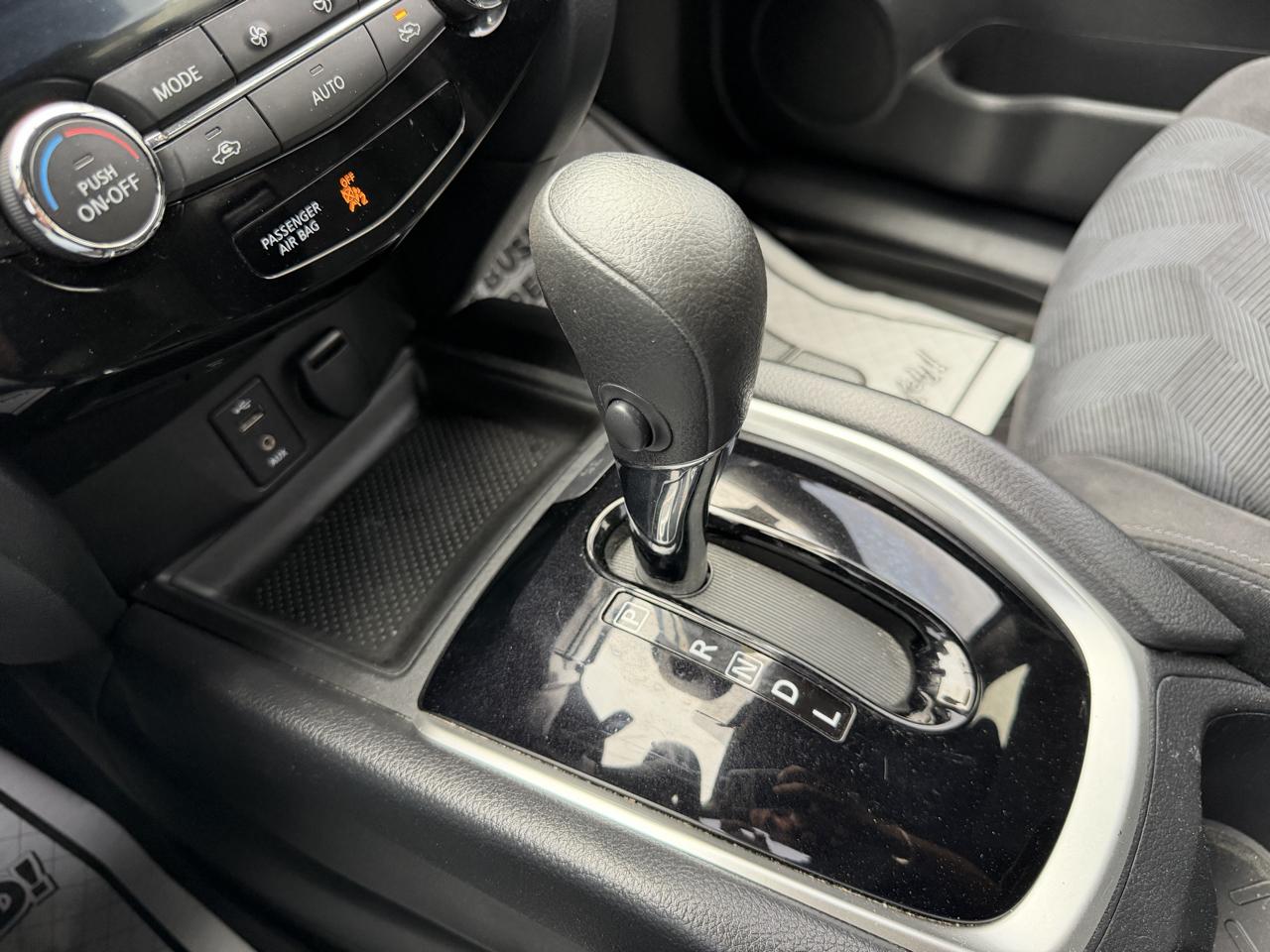 Nissan Rogue SV AWD 2015