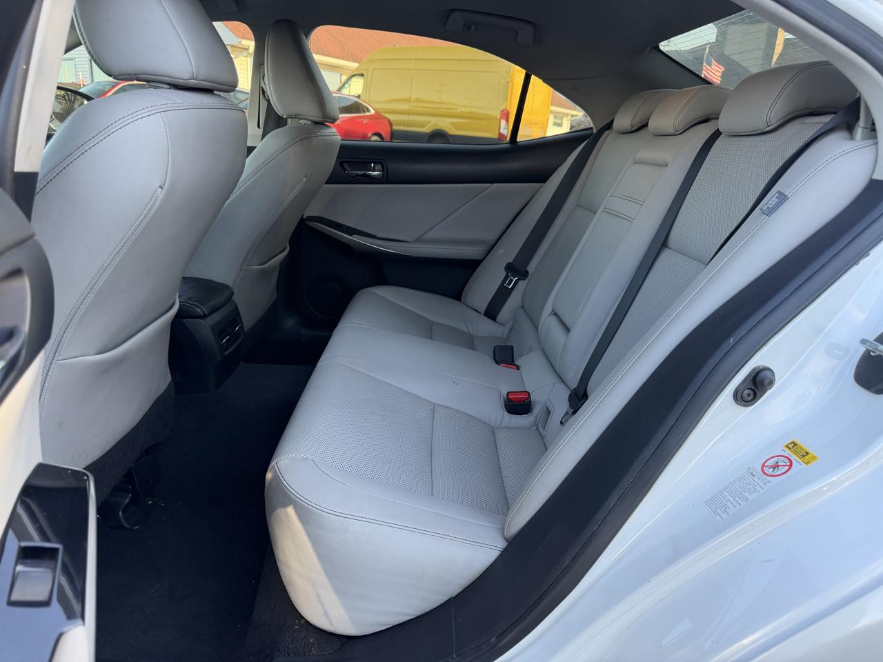 Lexus IS 250 RWD 2015