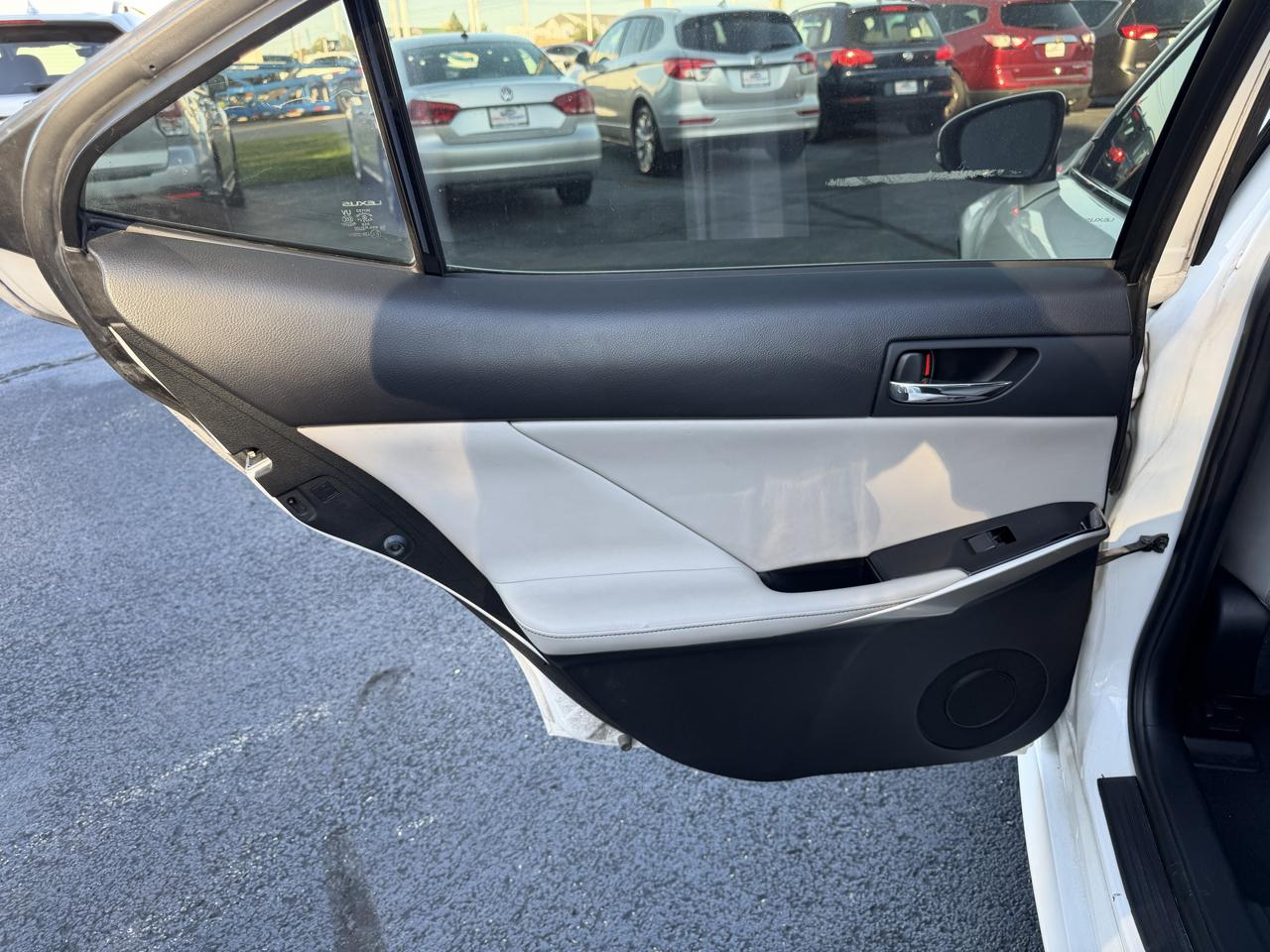Lexus IS 250 RWD 2015