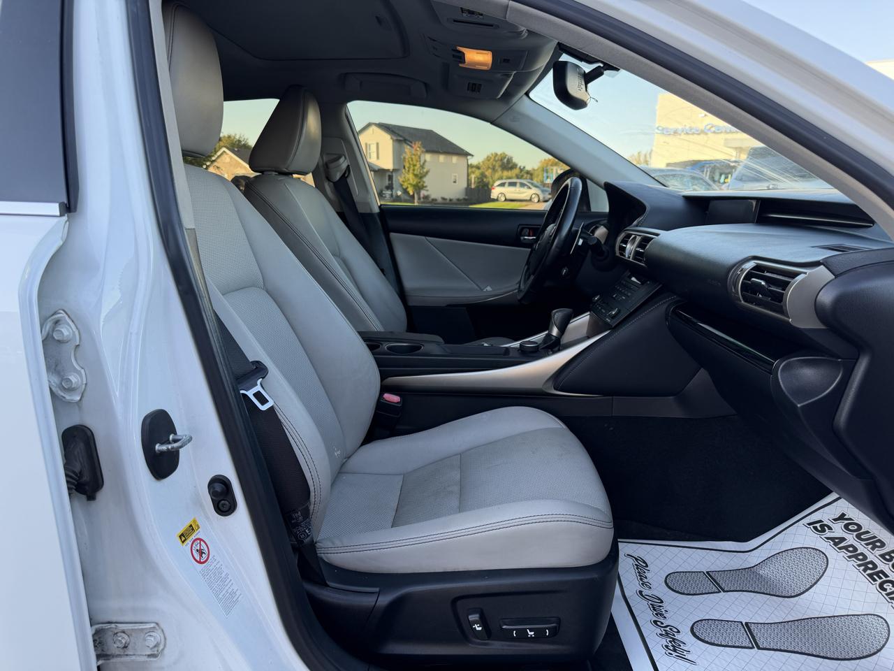 Lexus IS 250 RWD 2015