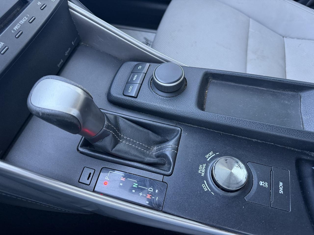 Lexus IS 250 RWD 2015
