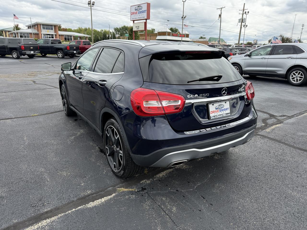Mercedes-Benz GLA-Class GLA250 4MATIC 2018