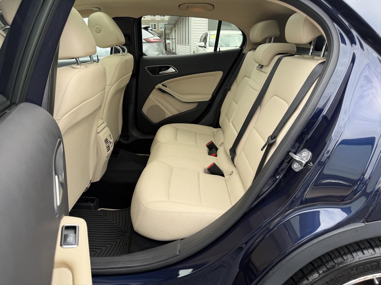 Mercedes-Benz GLA-Class GLA250 4MATIC 2018