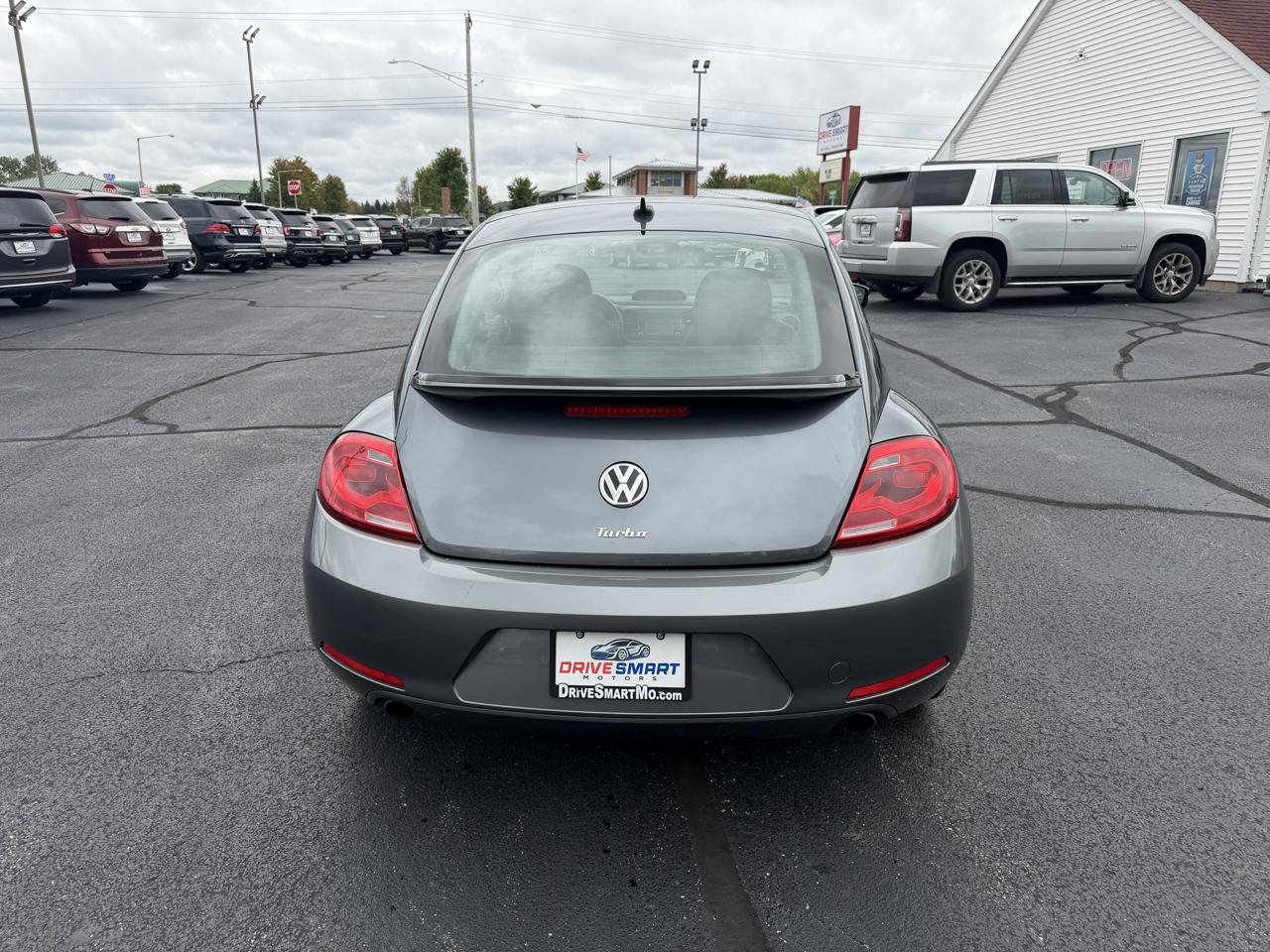 Volkswagen Beetle 2.0T Turbo 2013