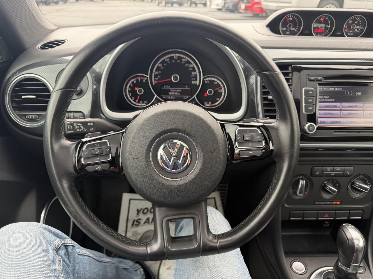 Volkswagen Beetle 2.0T Turbo 2013