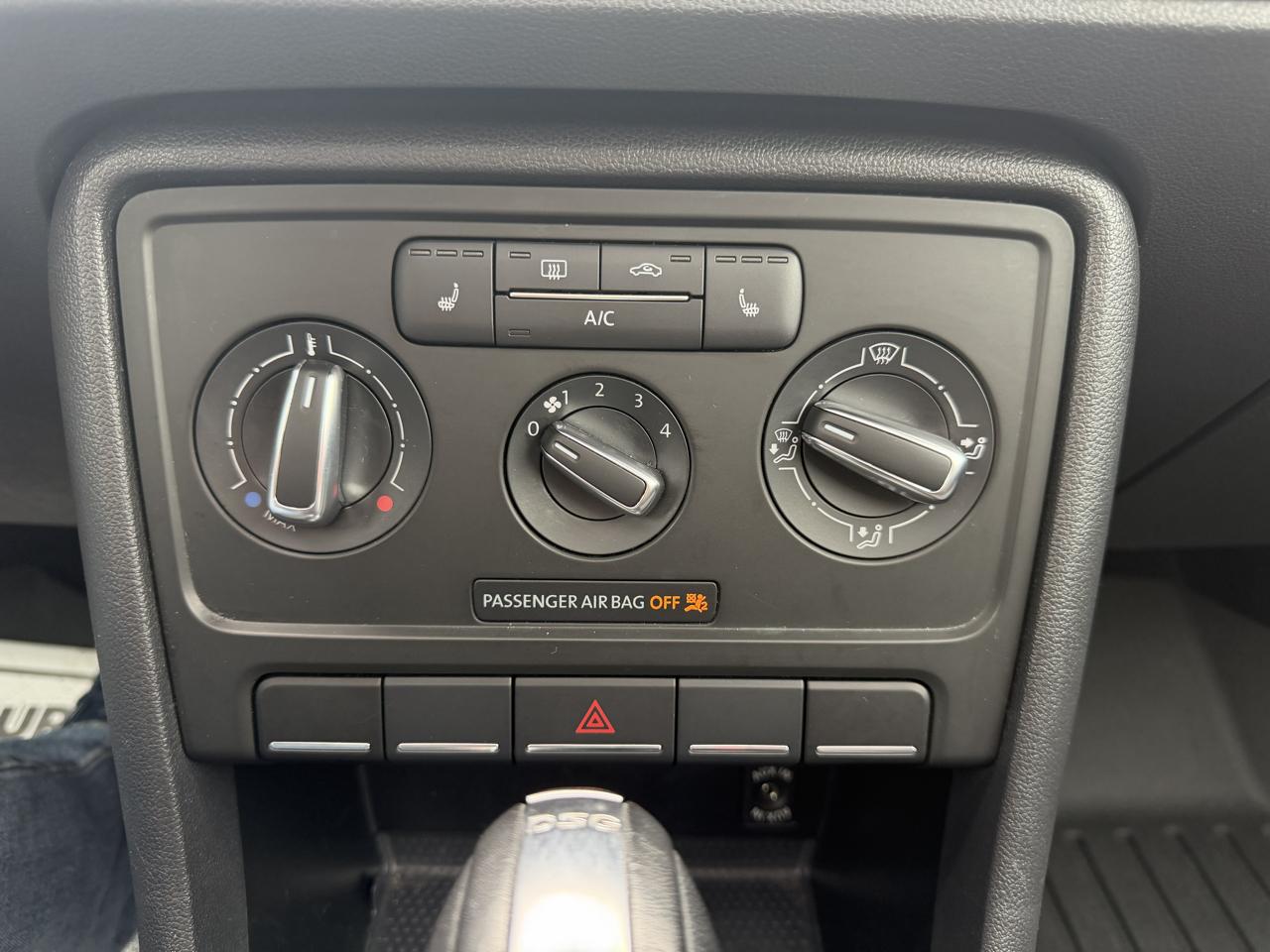 Volkswagen Beetle 2.0T Turbo 2013