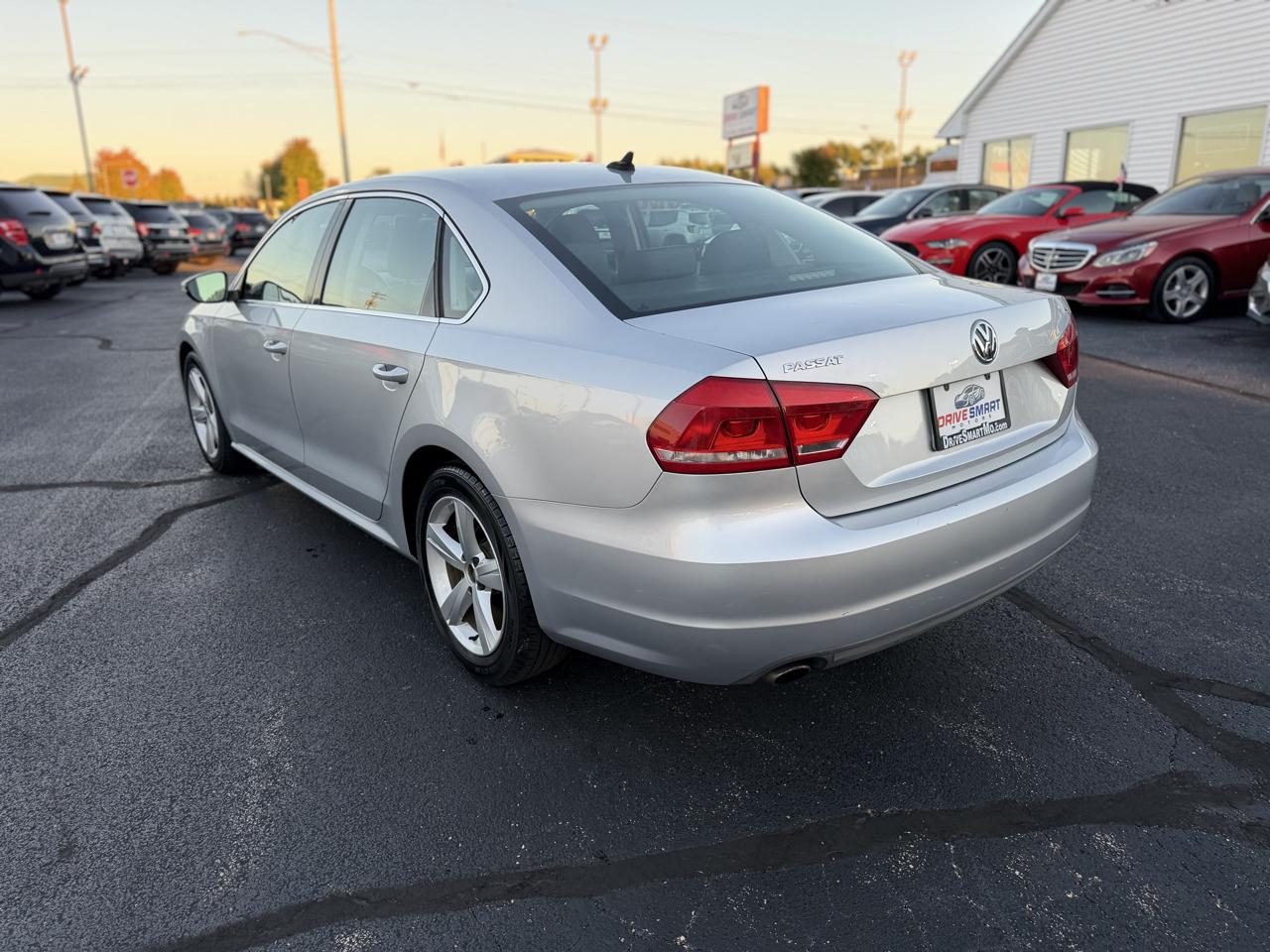 Volkswagen Passat 2.5L SE2 2012