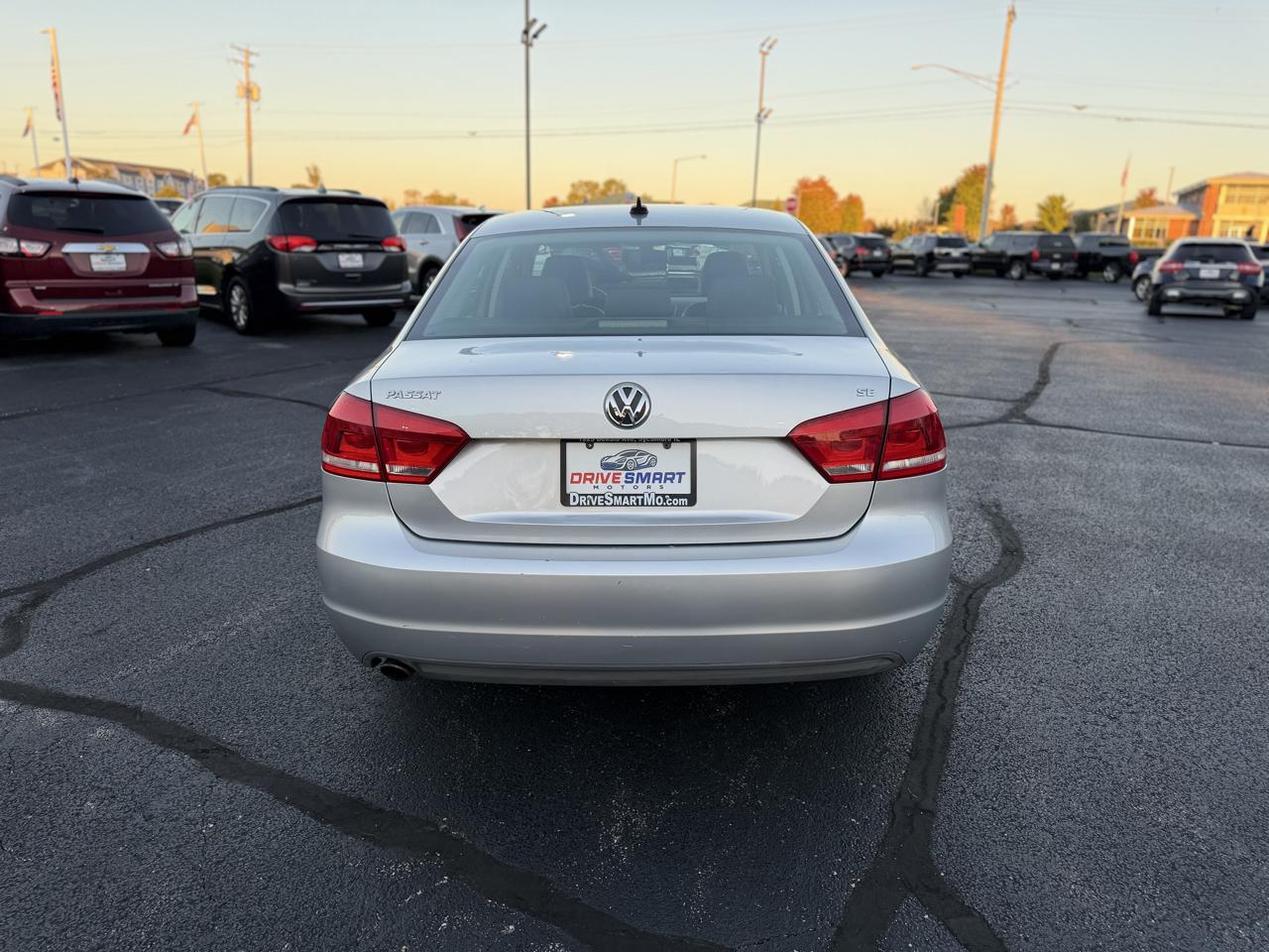 Volkswagen Passat 2.5L SE2 2012