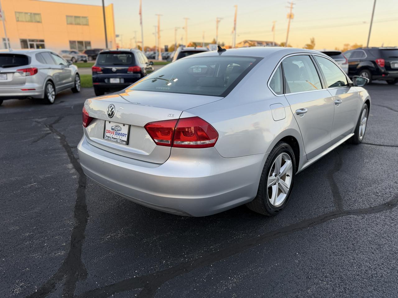 Volkswagen Passat 2.5L SE2 2012