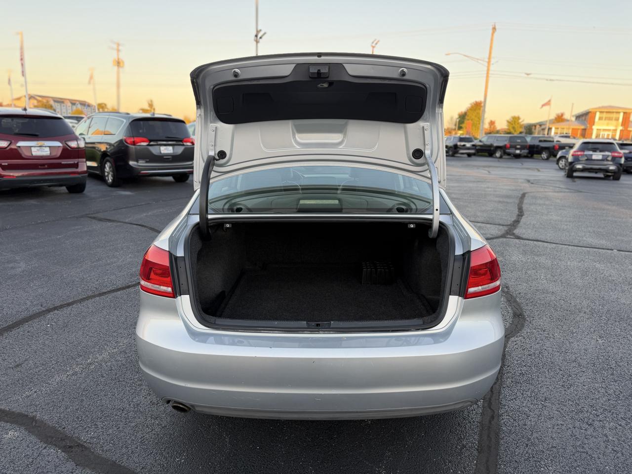 Volkswagen Passat 2.5L SE2 2012