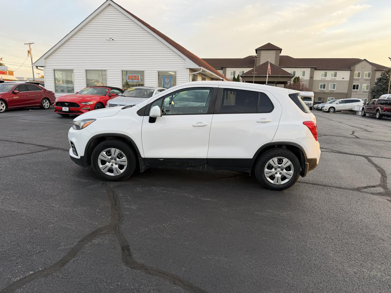 Chevrolet Trax LS FWD 2019