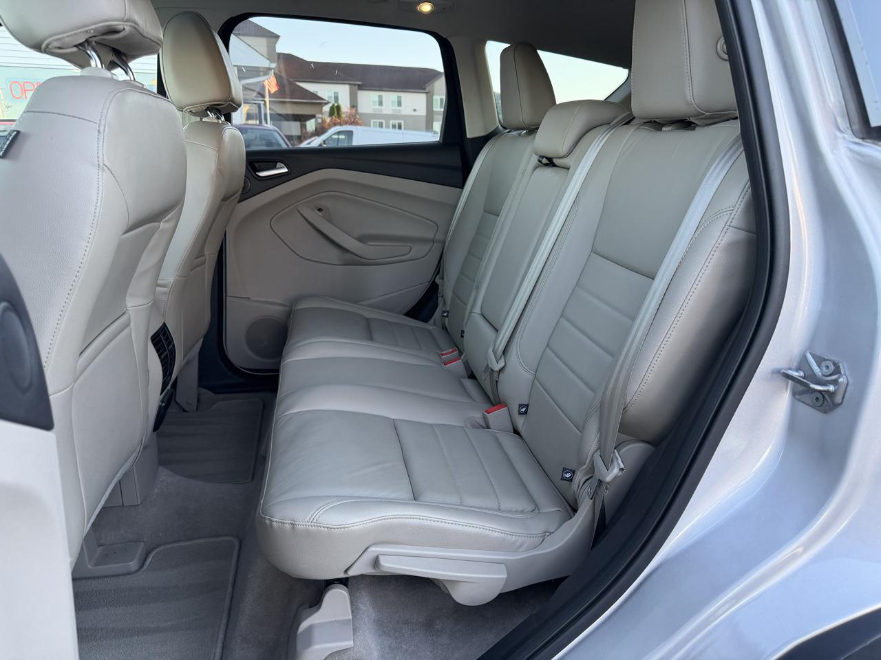 Ford Escape Titanium 4WD 2015