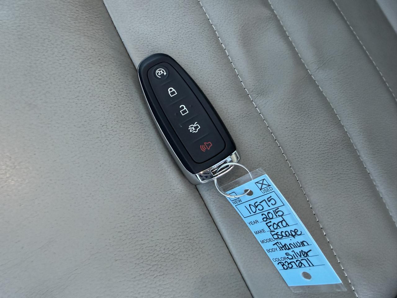 Ford Escape Titanium 4WD 2015