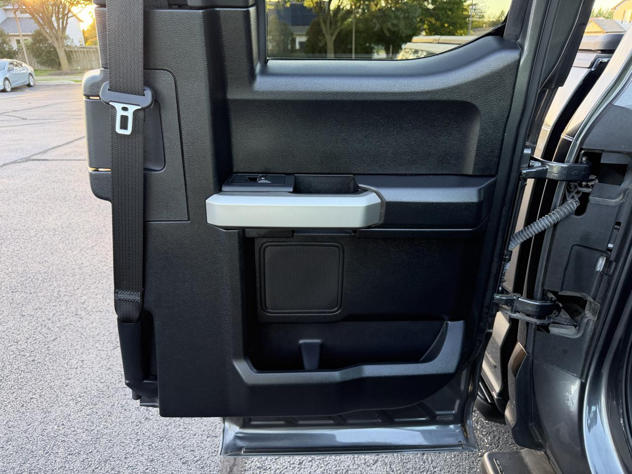 Ford F-150 Lariat SuperCab 6.5-ft. Bed 4WD 2017