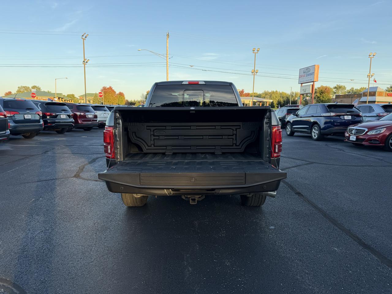 Ford F-150 Lariat SuperCab 6.5-ft. Bed 4WD 2017