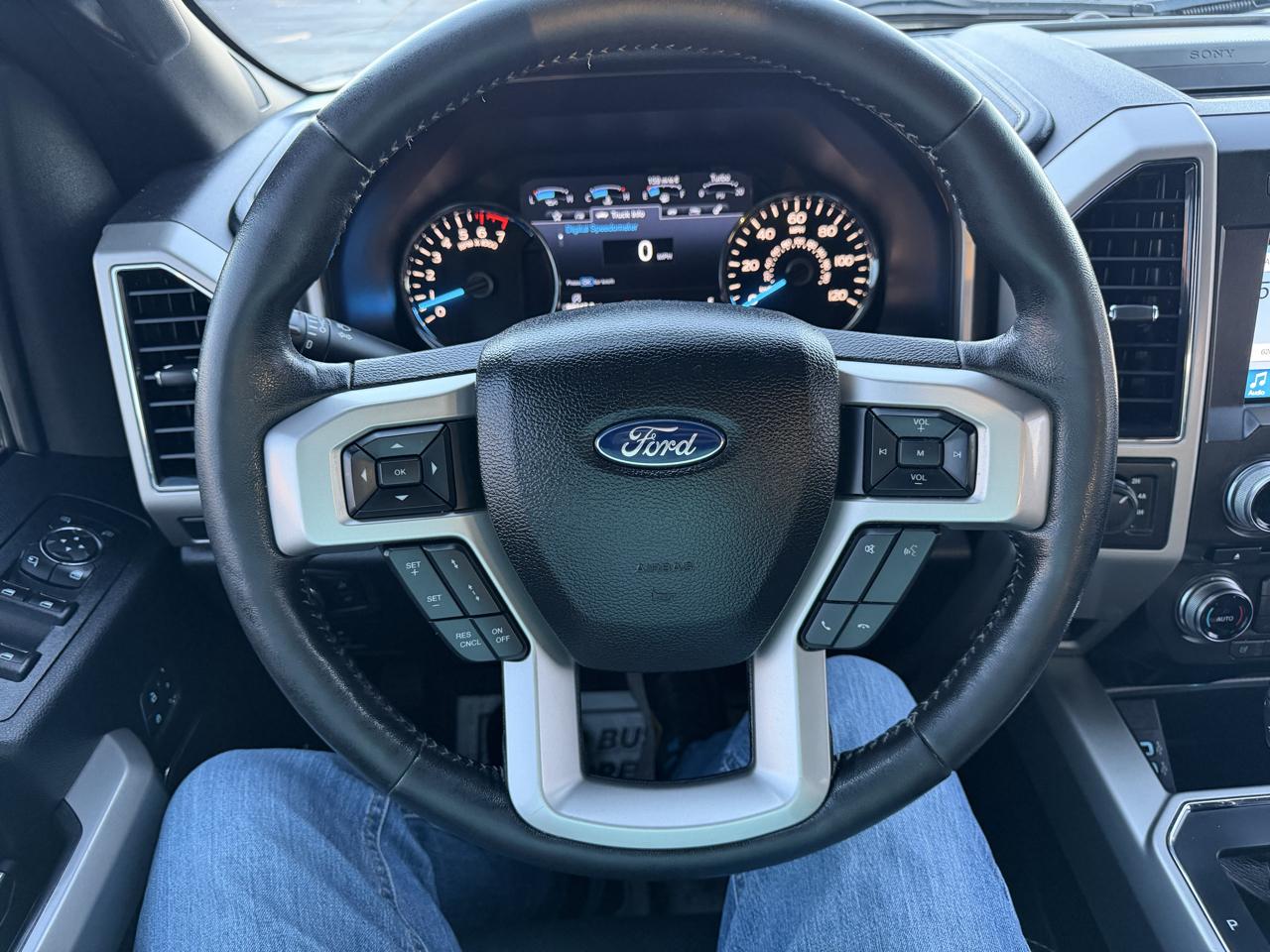 Ford F-150 Lariat SuperCab 6.5-ft. Bed 4WD 2017