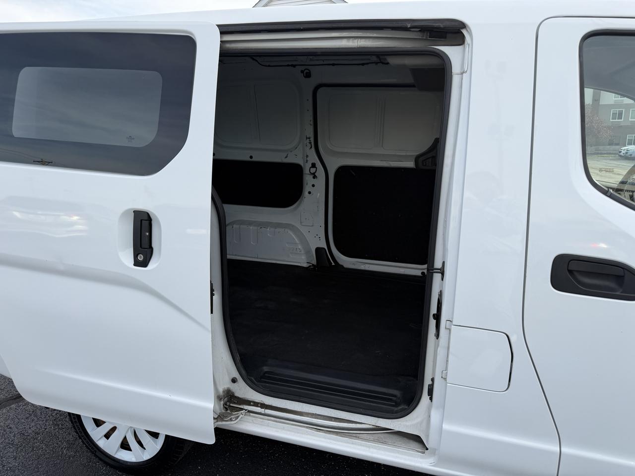Nissan NV200 SV 2021