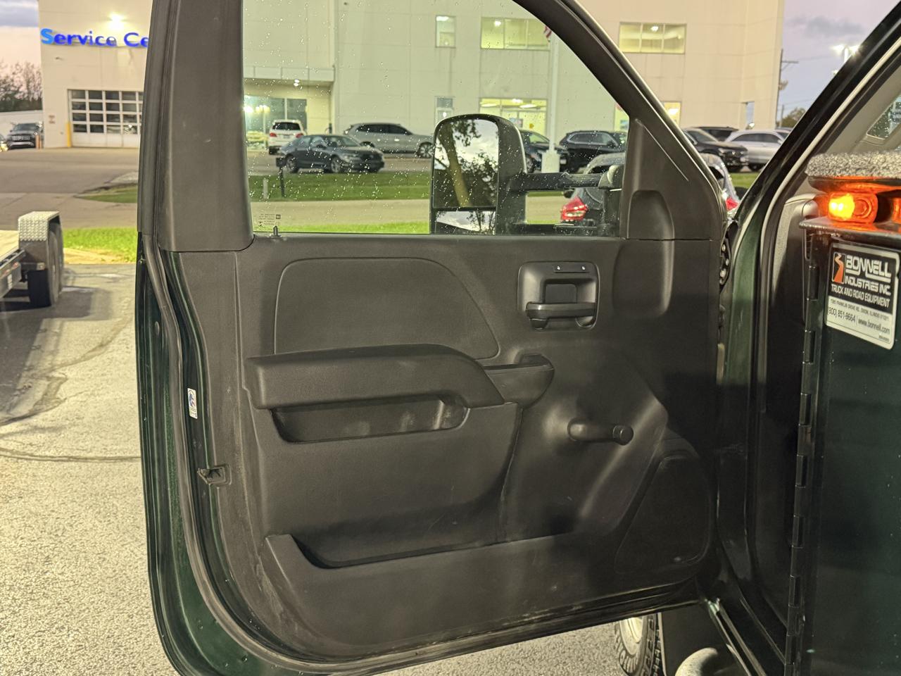 GMC Sierra 3500HD Base Long Box 2WD 2015