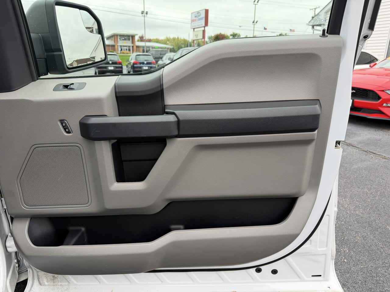 Ford F-150 XL 8-ft. Bed 2WD 2019