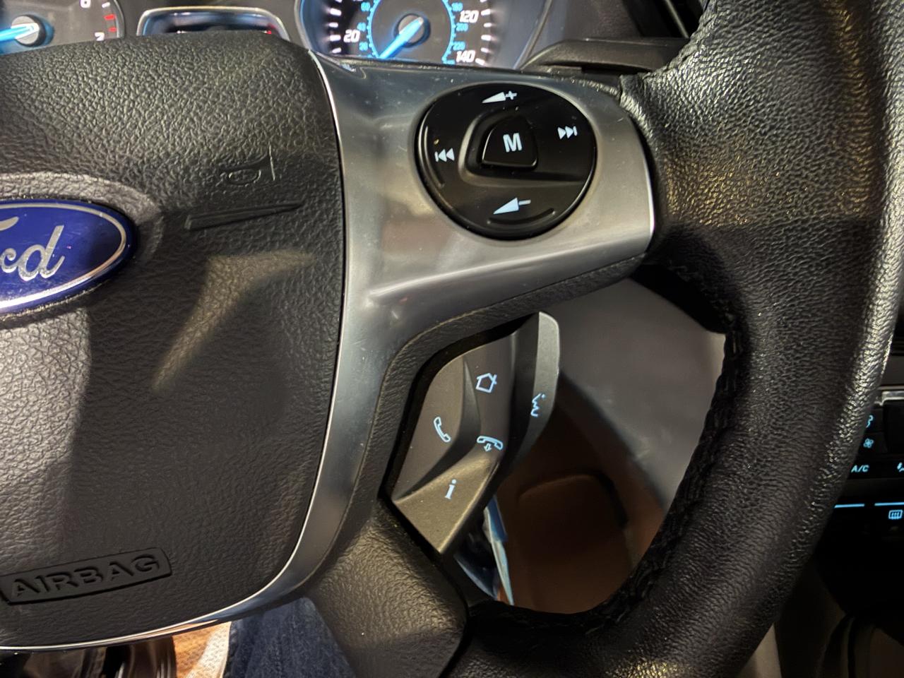 Ford Escape SE 4WD 2014