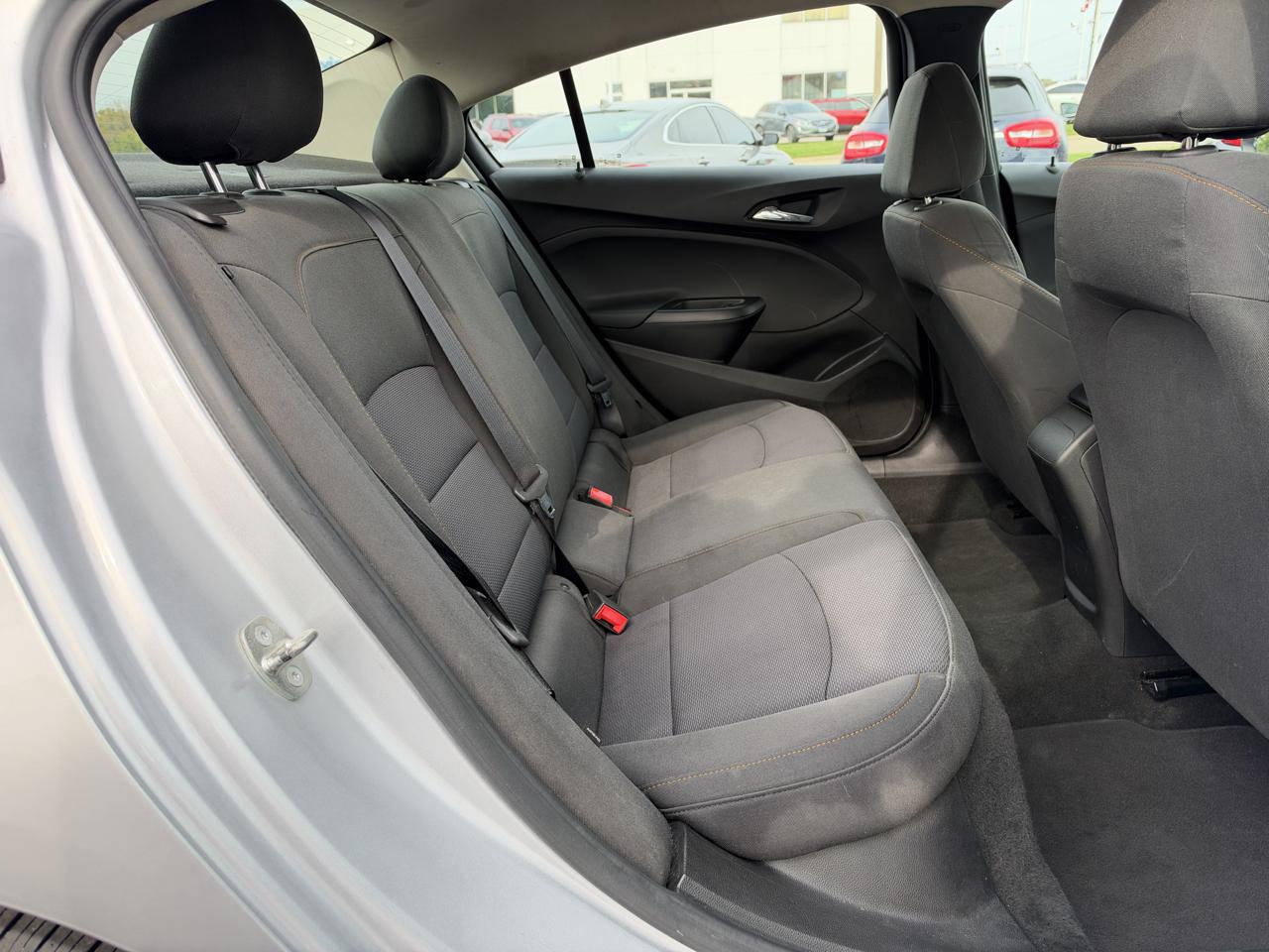 Chevrolet Cruze LS Auto 2018