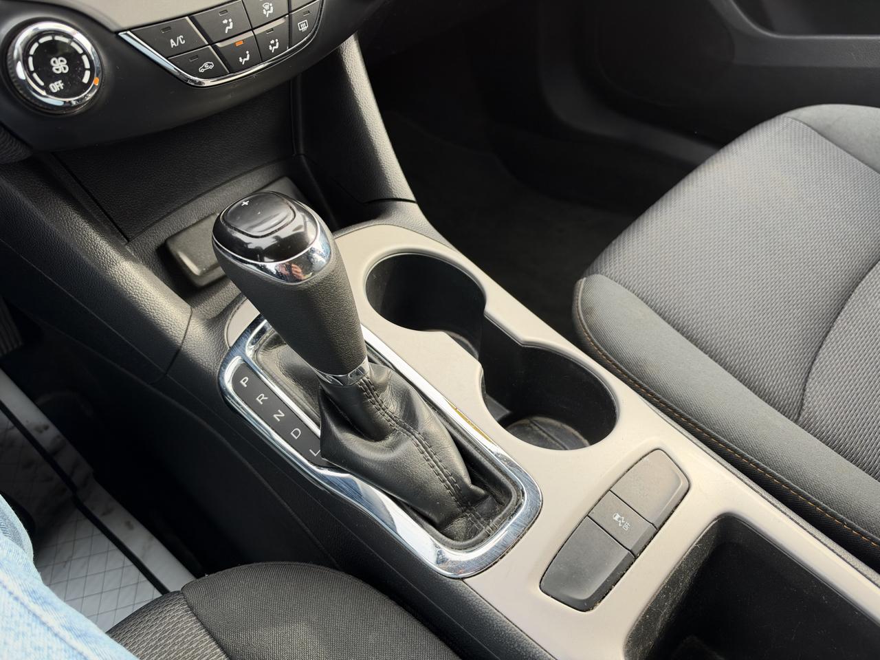 Chevrolet Cruze LS Auto 2018