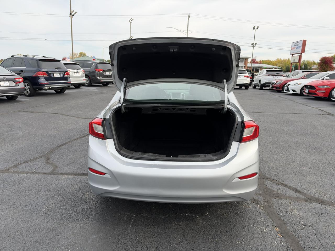 Chevrolet Cruze LS Auto 2018