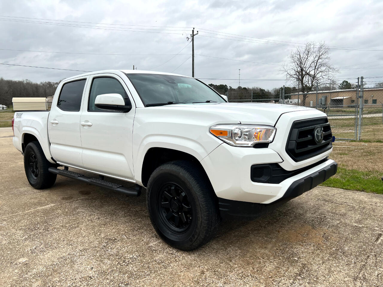 Toyota Tacoma 4WD  2023