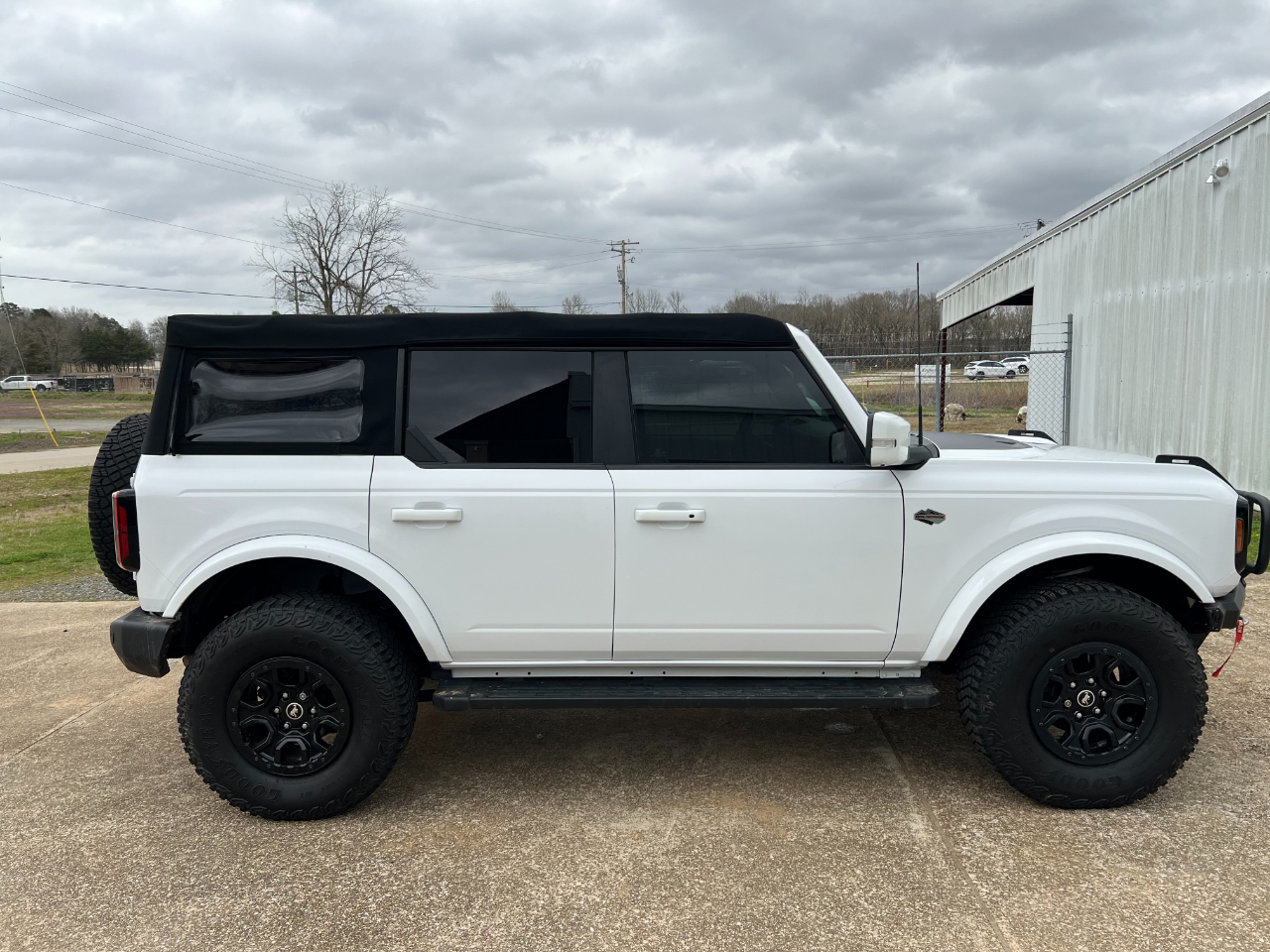 Ford Bronco 4WD  2022