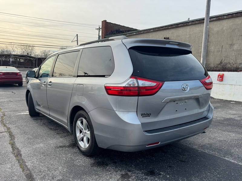Toyota Sienna LE FWD 8-Passenger V6 2015